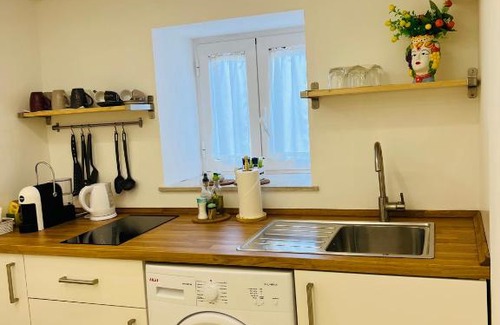 Santa Lucia Apartment | Alla Dogana Suite