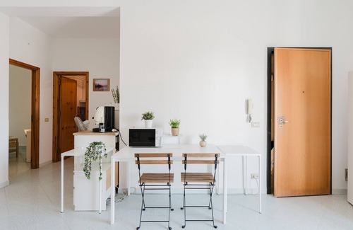 Marinella di Selinunte Apartment | Apartment '2 Camere Da Letto' with Balcony, Wi-Fi and Air Conditioning
