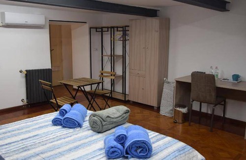 Picanello-Ognina-Barriera-Canalicchio Apartment | Apartment ∙ 3 bedrooms ∙ 6 guests