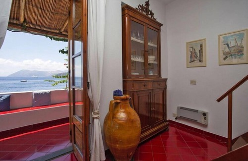 Lipari Apartment | Apartment on Lipari with Stunning Sea View