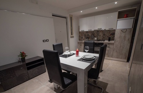 Borgo-Sanzio House | Apartment Ramondetta home three