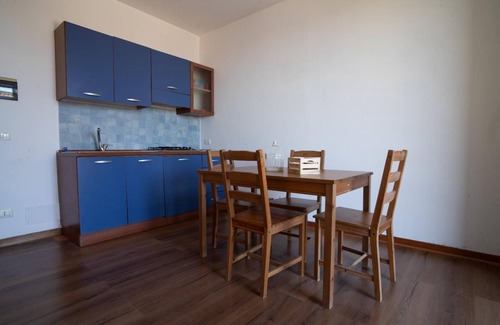 Marzamemi Apartment | Apartment 'Scirocco Sea View' with Balcony, Wi-Fi and Air Conditioning