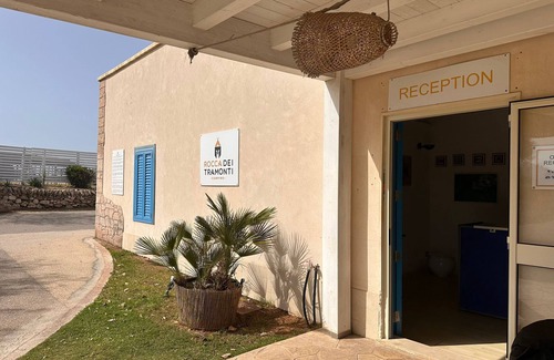 Punta Braccetto Apartment | Apartment 'Solen' with Shared Terrace, Wi-Fi and Air Conditioning
