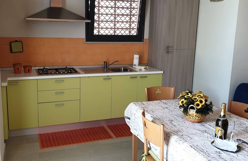 Mazzaro Apartment | ApartmentsOrange/Green Taormina - modern seafront - Mazzaro Bay