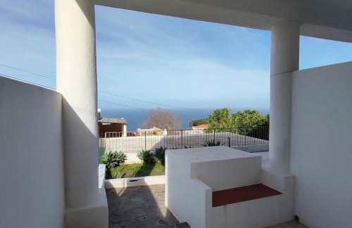 Malfa Apartment | Appartamento di Lorenzo vista Mare