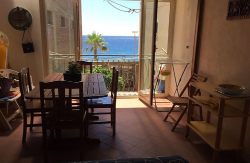 Letojanni Apartment | Appartamento Sul Lungomare