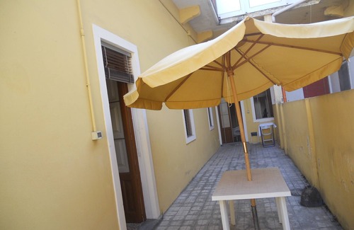 Riposto Apartment | Art Nouveau holiday home