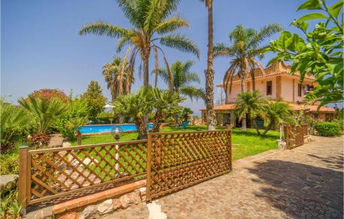 Trabia House | Awesome Home In Trabia With Wifi