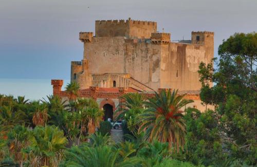 Falconara Bed & Breakfast | B&B Villa Sara Falconara