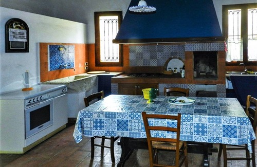 Mockarta House | Beautiful Holiday Home in Fulgatore with Swimming Pool