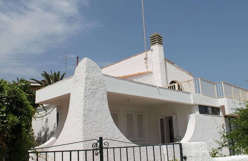 Fontane Bianche House | Belvilla by OYO Villa Eirene