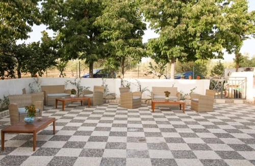 Castelvetrano Apartment | 'Blu Mare' Room with Shared Garden, Wi-Fi and Air Conditioning