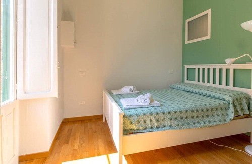Monte di Pieta Apartment | Blue Suite, penthouse at the Cathedral