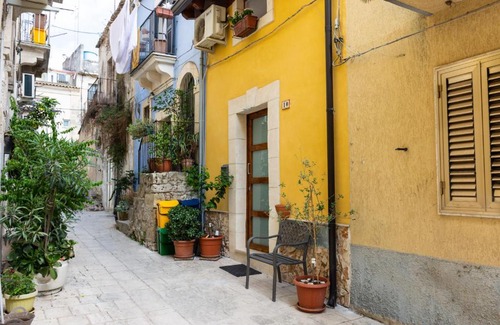 Ragusa Apartment | BorgoBarocco-leScale