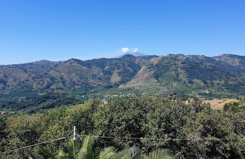 Mitogio House | Bungalow in Villa near Taormina