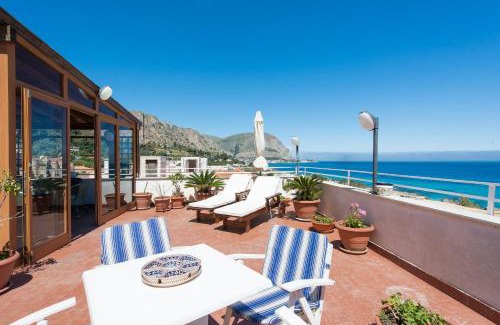 Addaura Apartment | Casa con terrazza sul mare all'Addaura