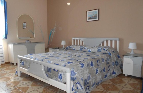 Grottasanta House | Casa Deli - Le Farfalle Blu