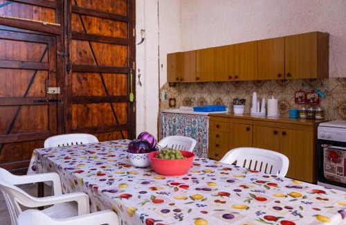 Tre Fontane House | Casa Dorotea