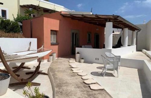 Lingua House | Casa Il Faro - vista mare, 100 mt dalla spiaggia