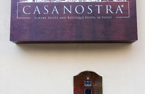 Monte di Pieta Hotel | Casa Nostra Luxury Suites