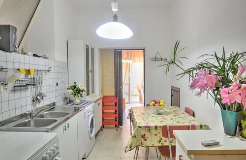 Letojanni House | Casa Sabbiolina C: A welcoming apartment situated at a short distance from the beach, with Free WI-FI.