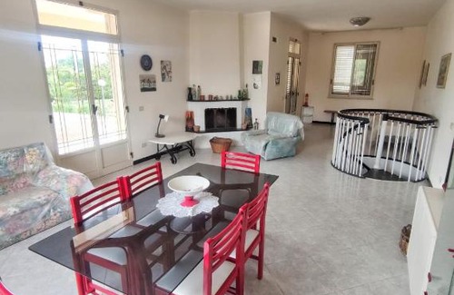 Solarino Villa | CASA VACANZA A SAMPALISA