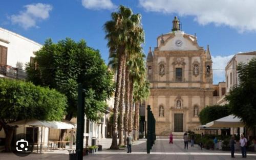 Alcamo Historic Center Apartment | Casa Viola - Central Apartment City & Sea