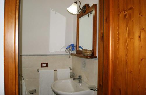 Castelluzzo Bed & Breakfast | Cascina degli Ulivi