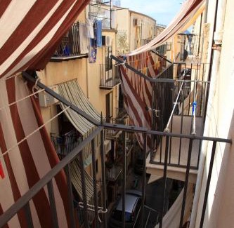 Old Town Apartment | Case Gabbiano (by Vacation Service)