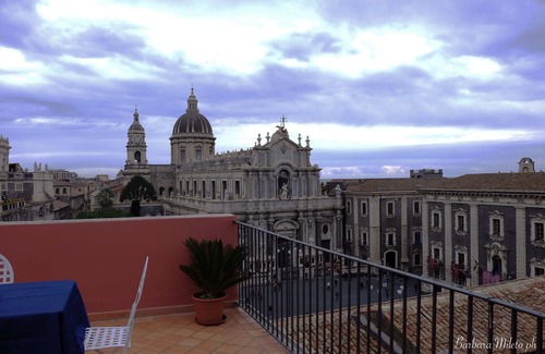 Catania City Centre Apartment | Central Piazza Duomo apartment with panoramic terrace