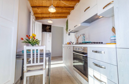 Ortigia House | Charming independent house with terrace
