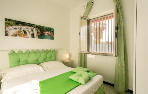 Santa Maria del Focallo Apartment | Cozy Apartment In Ispica With Kitchen