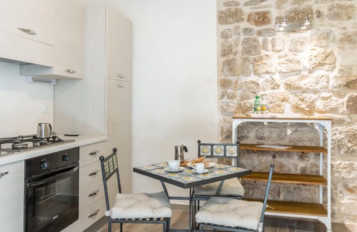 Comiso House | Diana - Appartamento Indipendente in Pieno Centro Storico