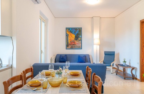 Cannizzaro Apartment | Easy Welcome Residenza Ortensia Appartamento Piera - Aci Castello Catania