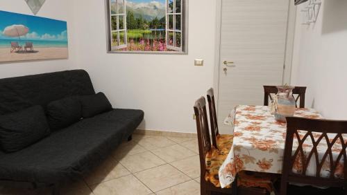 Monte Po-Nesima-San Leone-Rapisardi House | Elvyhouse City