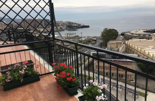 Picanello-Ognina-Barriera-Canalicchio Apartment | Europa Guest House