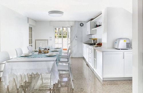 Marina di Modica Villa | Exclusive villa with private pool situated in front of the sea