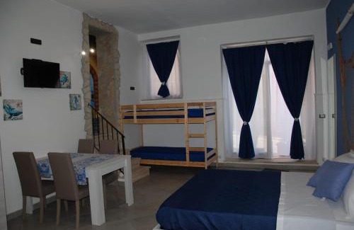 Sant'Ambrogio House | Four Seasons Summer Room