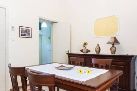Old Town Apartment | Garibaldi House Catania