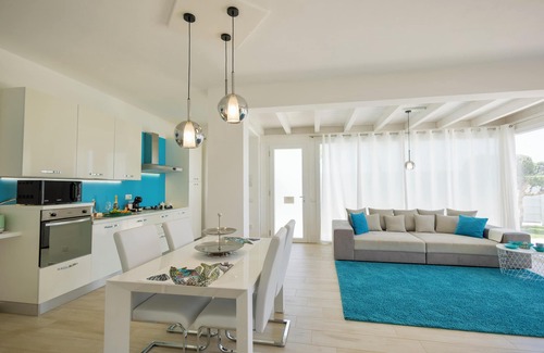Terrasini Villa | Golden Holiday Mare Villa with Pool