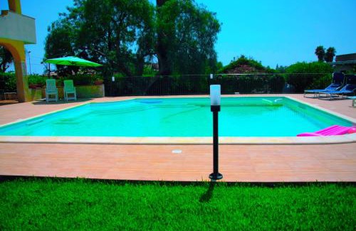 Fontane Bianche Villa | Happy Holiday Villa