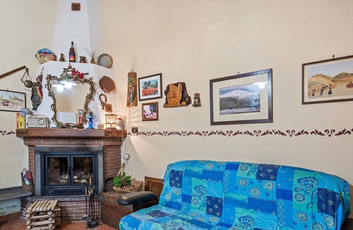 Maletto Villa | Hill-View Villa in Maletto with Garden