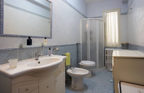 Tre Fontane House | Holiday Home "Ginevra Vista Mare" close to the Sea with Terraces & Wi-Fi