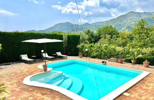 Mitogio House | Holiday Home in Sicily near Mount Etna
