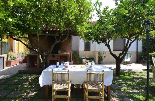 Agnone Bagni House | Holiday Home Agnone Bagni by Beach