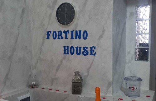 Monte Po-Nesima-San Leone-Rapisardi House | Holiday Home "Fortino House" with Mountain View, Whirlpool, A/C & Wi-Fi