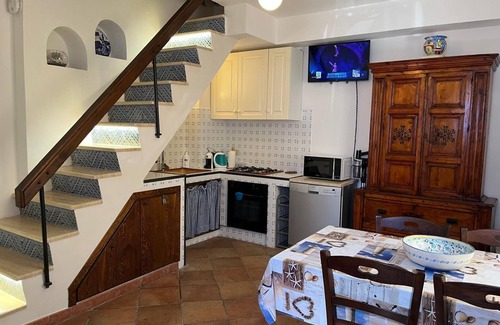 Castellammare del Golfo House | Holiday house Castellammare del Golfo for 1 - 6 persons with 2 bedrooms - Twin house