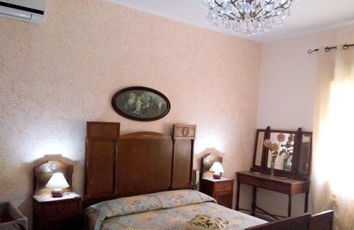 Isola House | Homerez - Nice house 1 km away from the beach for 5 ppl. with swimming-pool