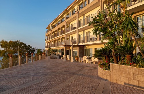 Chianchitta-Pallio Hotel | Hotel Caesar Palace