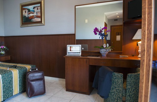 Porto Empedocle Hotel | Hotel Dei Pini